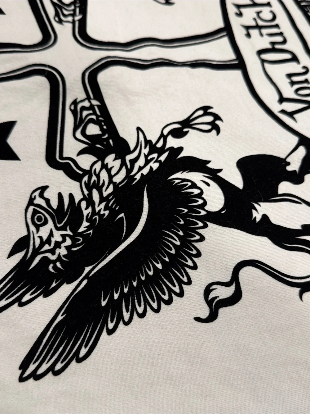 Von Dutch White Tee with Black Star Logo - Picture 3 of 7